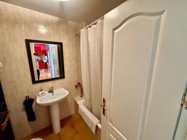Piso en venta en CL MONTE PARAISO CALAHONDA, LOS EUCALI, Mijas thumbnail 2