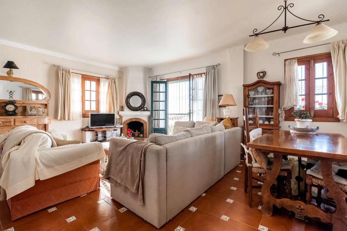 Venta de chalet independiente en Avda Pescia - Ctra de Frigiliana, Nerja
photo 1