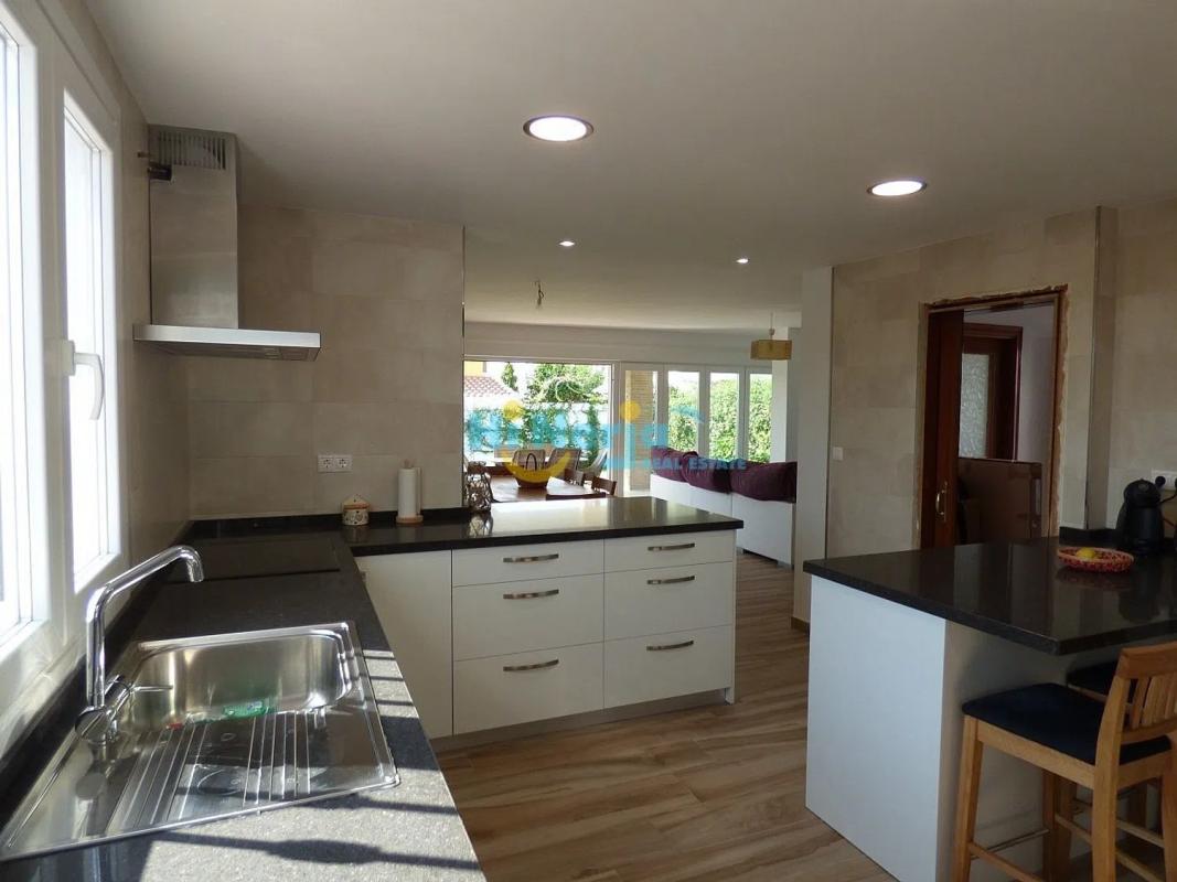 Venta de chalet independiente en Avda Pescia - Ctra de Frigiliana, Nerja
photo 5