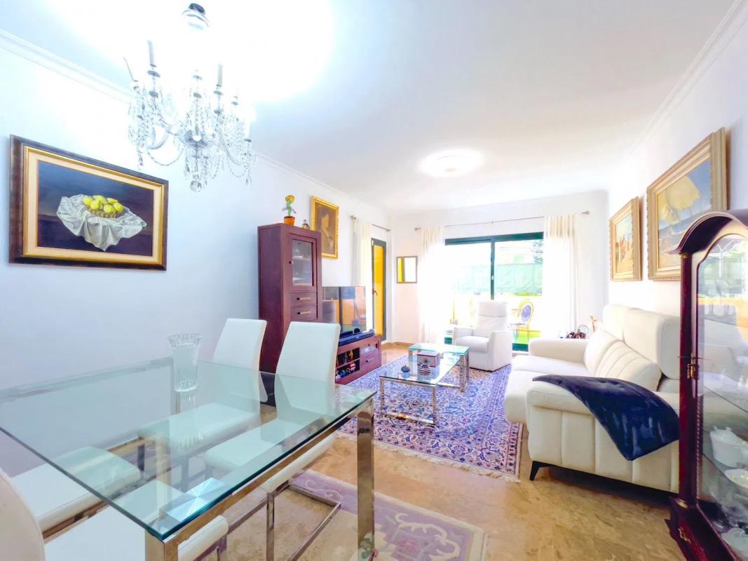 Продажа квартиры на Avenida Salamanca, Марбелла
photo 4