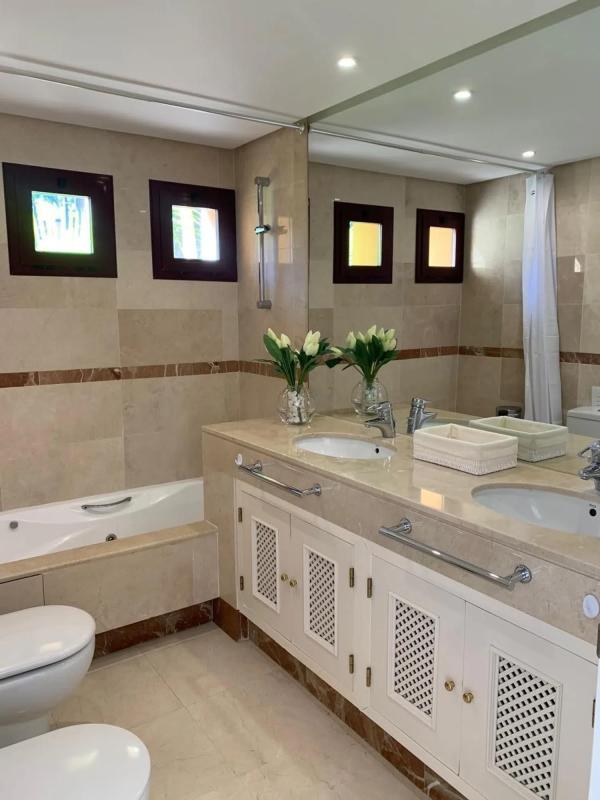 Venta de piso en Avenida del Mediterráneo, 11, Marbella
photo 4