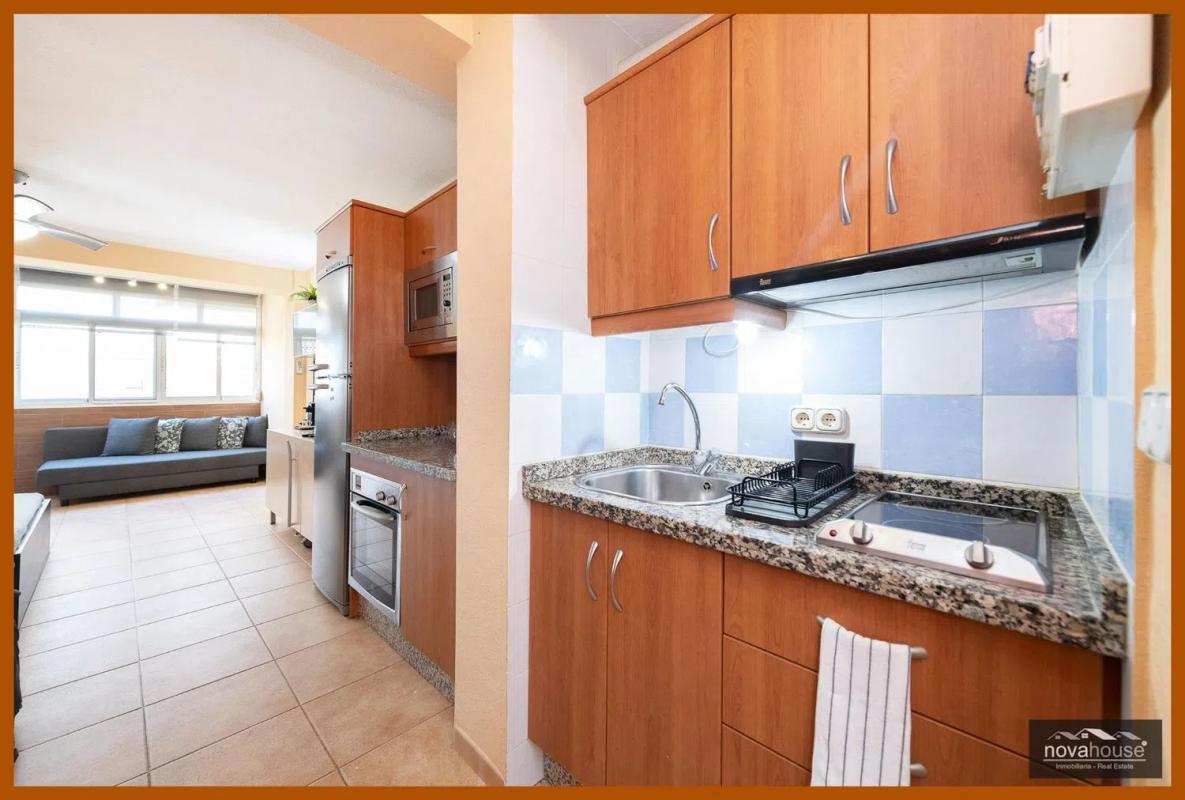 Venta de estudio en Calle Gabarra, 1, Torre del Mar photo 4