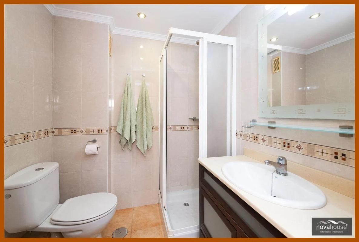 Venta de estudio en Calle Gabarra, 1, Torre del Mar photo 5