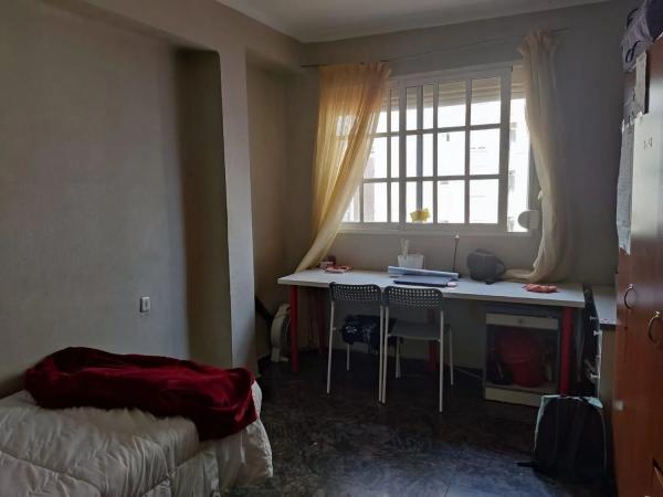 Piso en venta en  Calle Gordón, Málaga photo 3