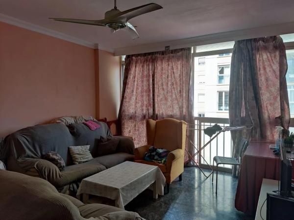 Piso en venta en  Calle Gordón, Málaga photo 4