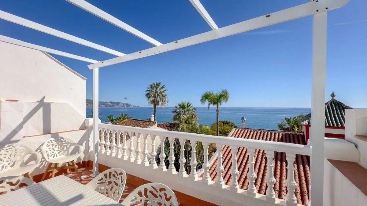 Venta de chalet independiente en Carabeo, Nerja
 photo 5