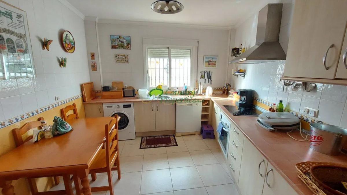 Sprzedaż niezależnego domku jednorodzinnego w Urbanización Santa Rosa, Torrox photo 4
