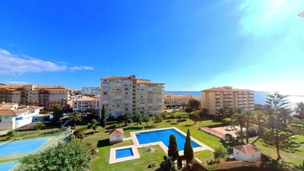 Apartment for sale in Laguna Beach, Torrox thumbnail 1