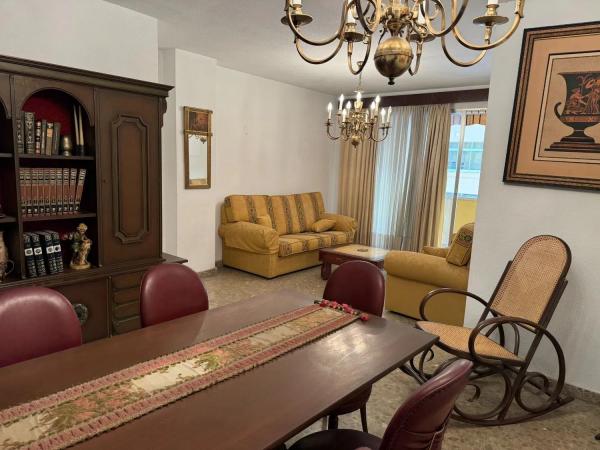 Piso en venta en  Barrio Perchel norte, Málaga photo 2