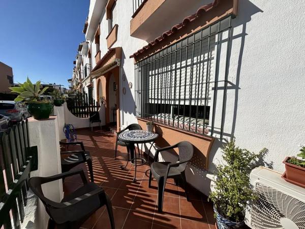 Wolnostojąca willa na sprzedaż w Barrio Churriana-El Pizarrillo-La Noria-Guadalsol, Málaga thumbnail 1