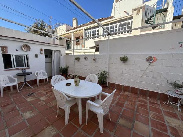 Wolnostojąca willa na sprzedaż w Barrio Churriana-El Pizarrillo-La Noria-Guadalsol, Málaga thumbnail 2