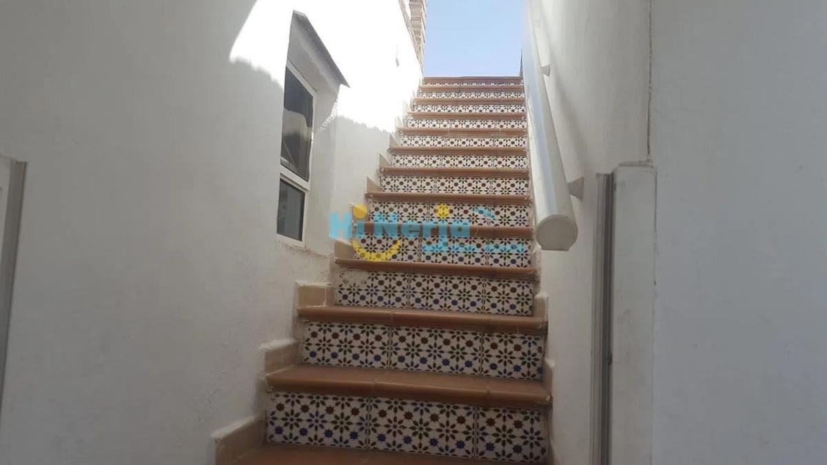 Sprzedaż niezależnego domku jednorodzinnego w  Avda Pescia - Ctra de Frigiliana, Nerja photo 2