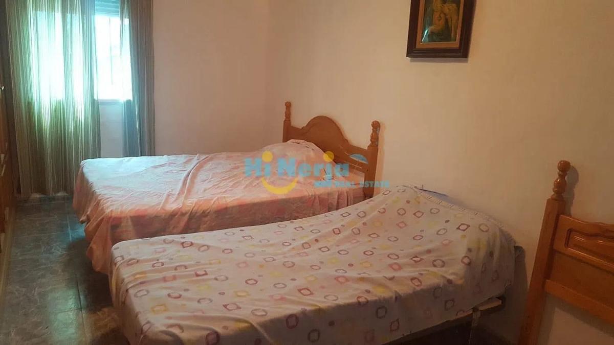 Sprzedaż niezależnego domku jednorodzinnego w  Avda Pescia - Ctra de Frigiliana, Nerja photo 4