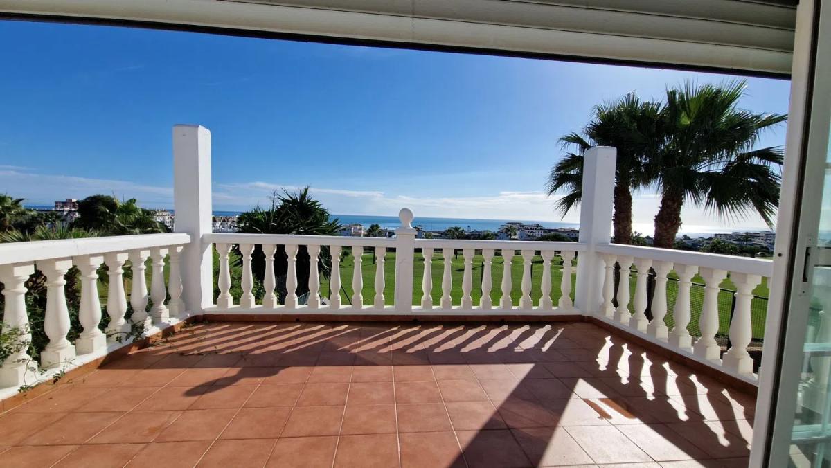 Sale of independent chalet in Urbanización Brisas I, Manilva
photo 3
