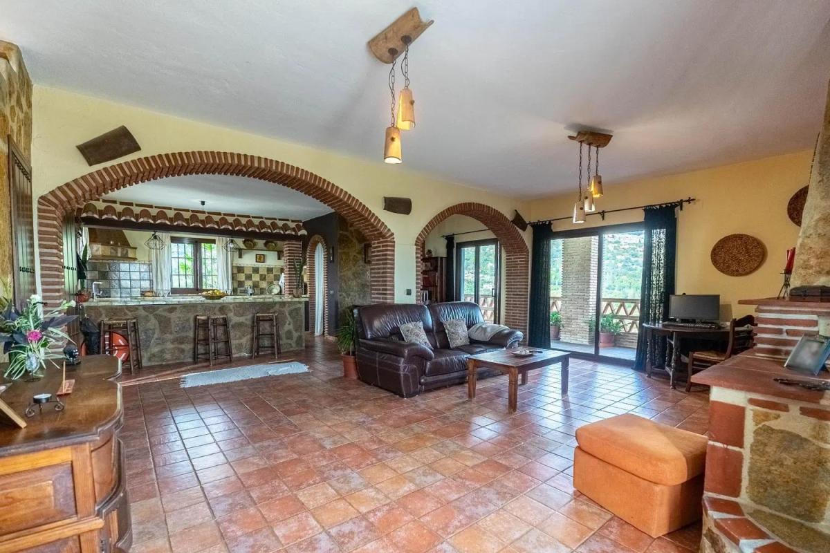 Продажа отдельного шале в  Valtocado - La Alquería - La Atalaya, Михас photo 3
