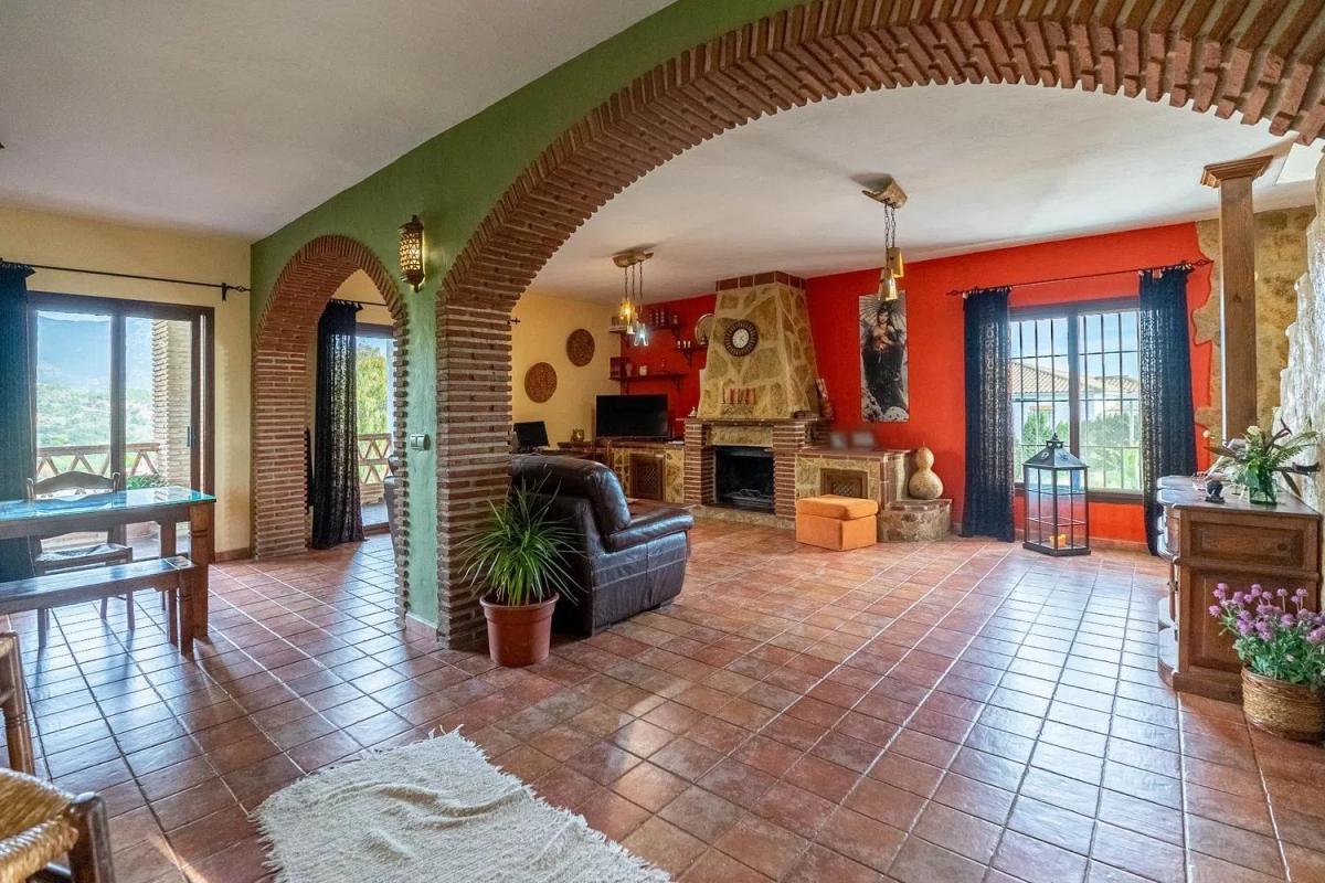 Продажа отдельного шале в  Valtocado - La Alquería - La Atalaya, Михас photo 5