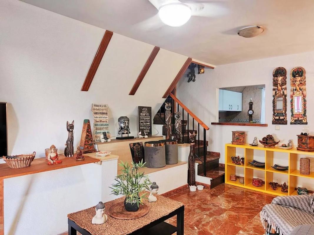 Venta de piso en Barrio Loma de los Riscos, Torremolinos
 photo 2