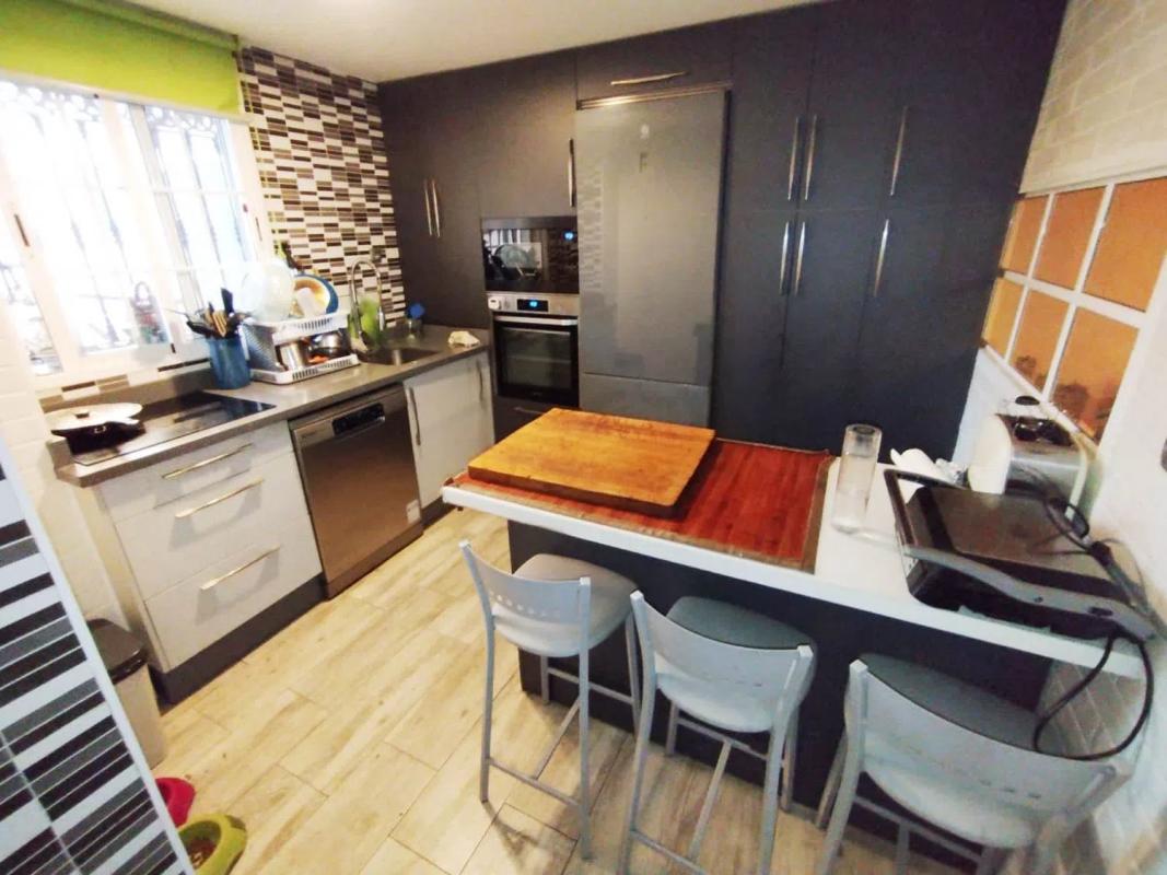 Sale of independent chalet in Avenida de la Torre, Rincón de la Victoria
photo 3