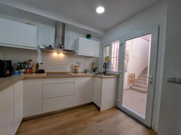 Chalet independiente en venta en Calle Virgen del Pilar, Mijas thumbnail 2