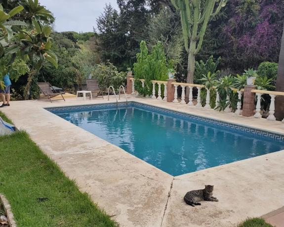Detached villa for sale in  Avenida del Manzano, Marbella photo 1