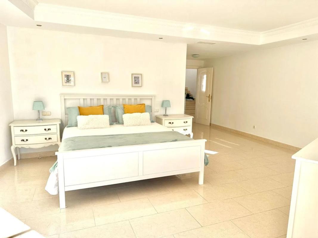 Venta de chalet independiente en Calle María Zambrano, 1, Ojén
photo 1