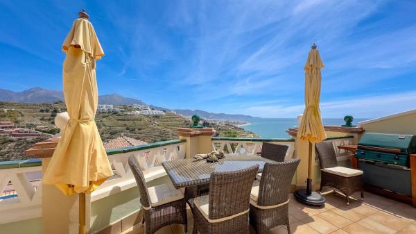 Mieszkanie na sprzedaż w La Alcazaba, 42, Torrox photo 1