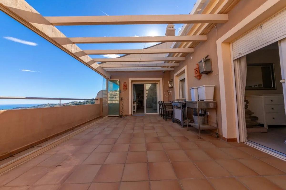 Продажа квартиры на La Mairena, Охен
 photo 4