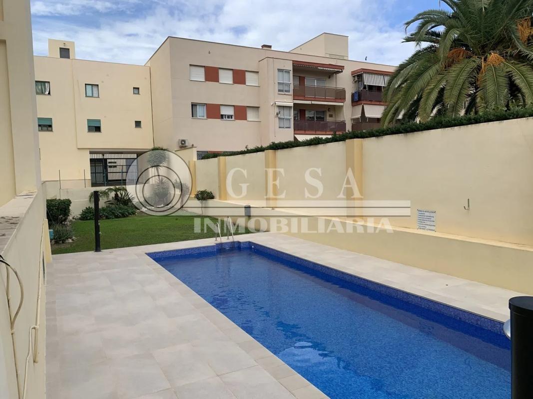 Venta de piso en Paseo Marítimo de Levante, Torre del Mar
photo 1