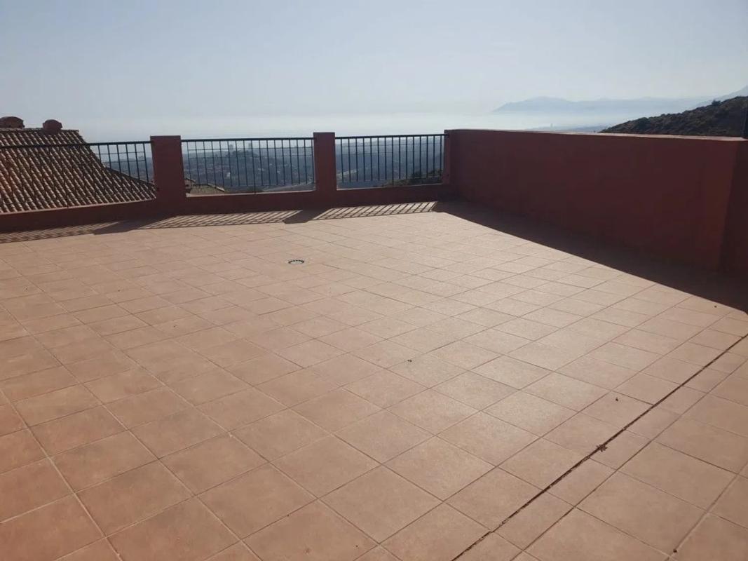 Продажа квартиры на Barrio Sitio de Calahonda, Михас
photo 1