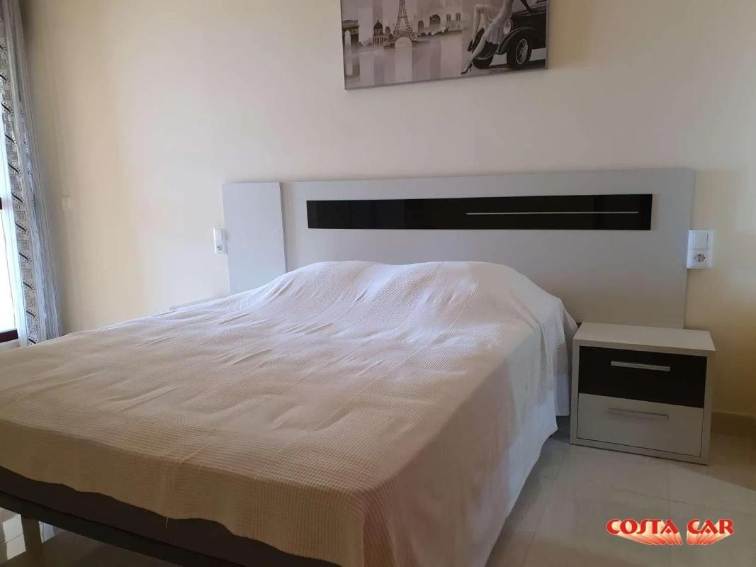 Sale of apartment in Calle Rio de La Plata, Torrox
photo 3