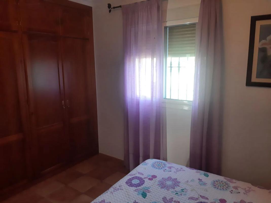 Chalet adosado en calle Cerro, Alora
photo 4