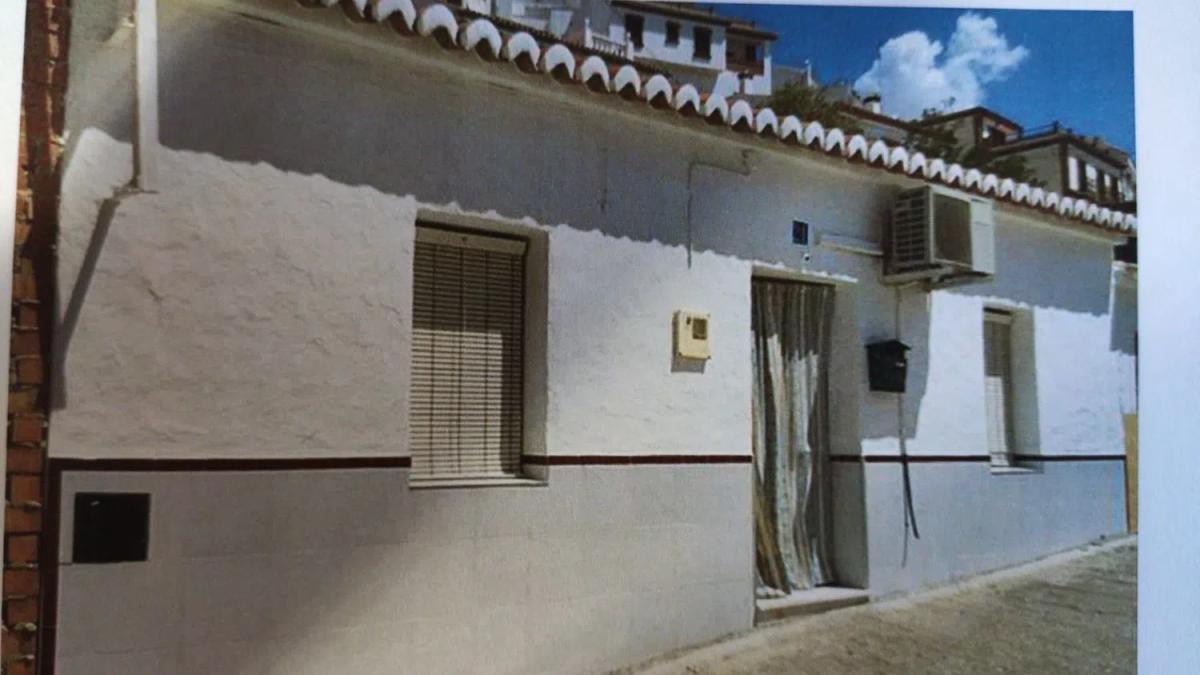 Casa independiente en calle Guadalteba, 21, Alora
photo 1