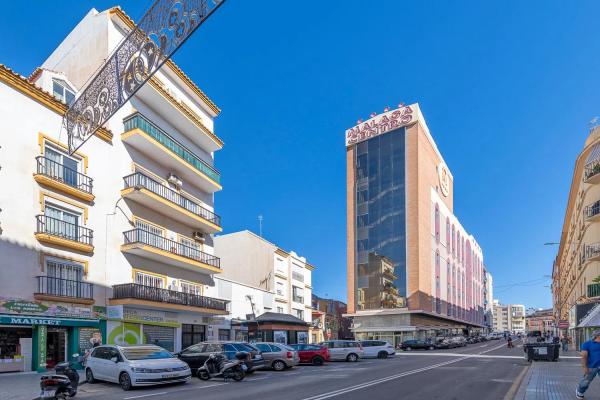 Piso en venta en  Calle Mármoles, Málaga photo 1