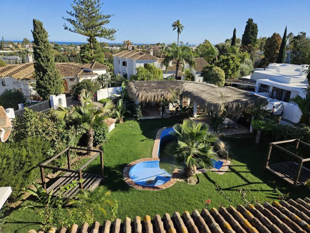 Venta de chalet independiente en Urbanización Guadalmina Alta, Marbella
 photo 2
