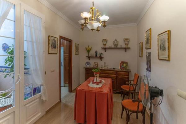 Chalet independiente en venta en Centro, Alhaurín el Grande thumbnail 2