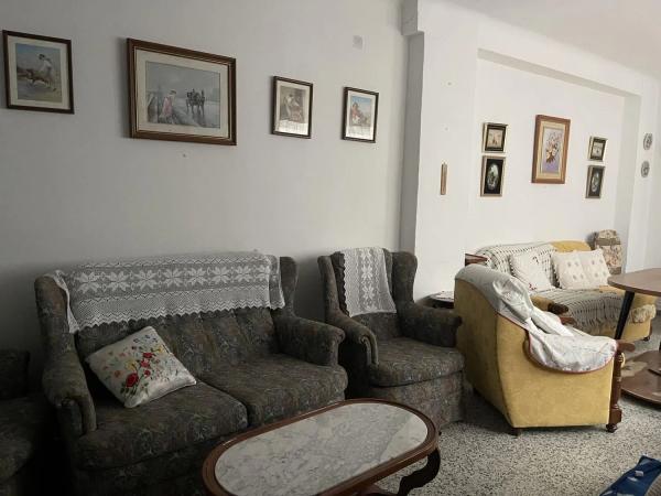Detached villa for sale in Zona Cueva de Menga, Antequera thumbnail 1