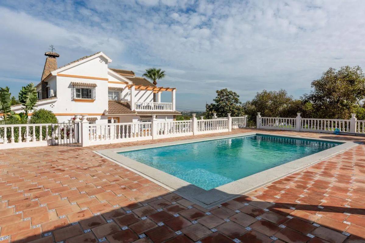 Sale of independent chalet in El Romeral-Peñón de Zapata, Alhaurín de la Torre
photo 1