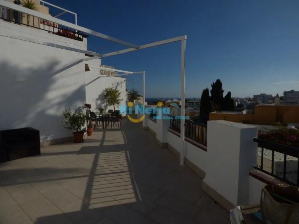 Penthouse na sprzedaż w Avda Pescia - Ctra de Frigiliana, Nerja photo 1