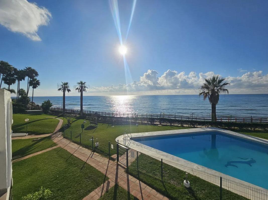 Venta de chalet independiente en Calle Mar de Calahonda, Mijas
photo 1