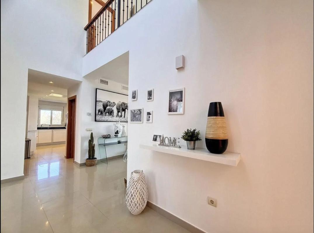 Sale of independent chalet in San Luis de Sabinillas, Manilva
 photo 3
