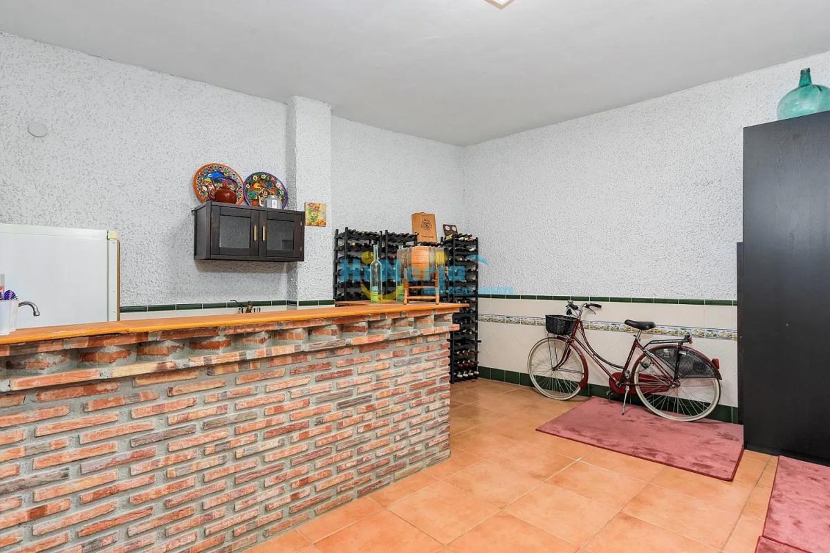 Sale of independent chalet in Camino Algarrobo - Las Arenas, Vélez-Málaga
photo 3