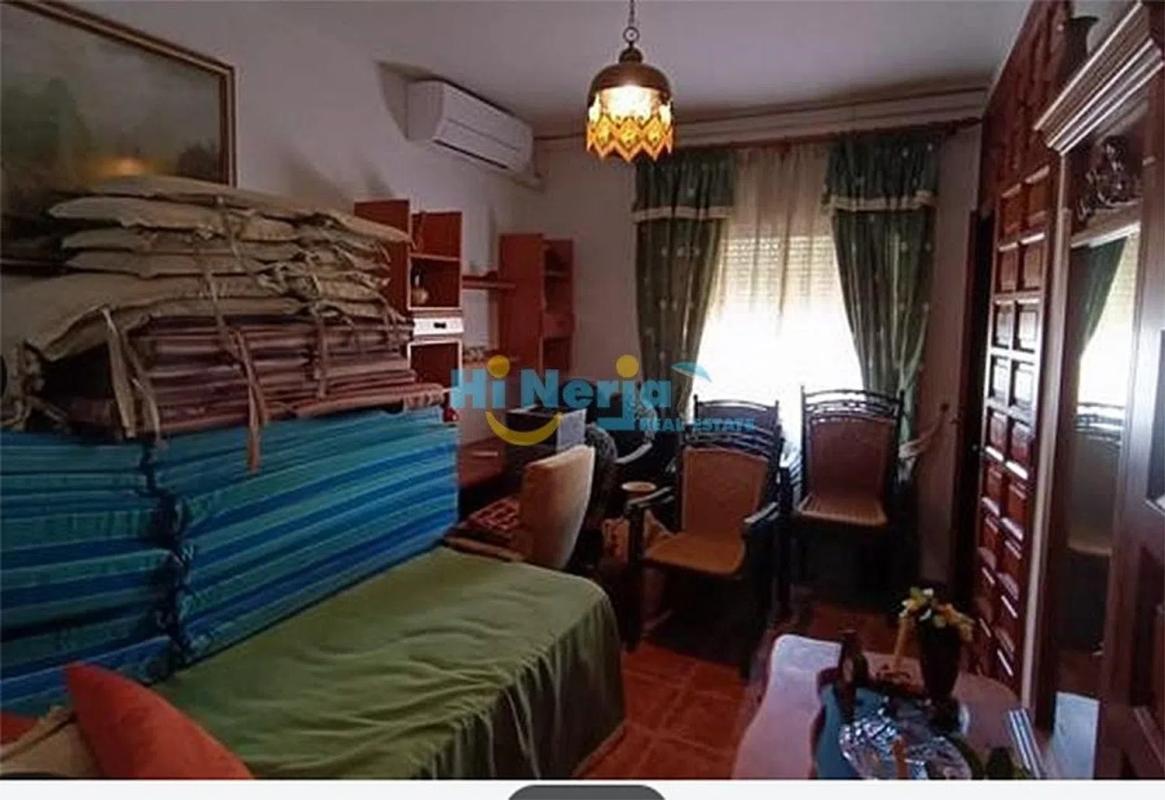 Продажа отдельного шале в  Avda Pescia - Ctra de Frigiliana, Нерха photo 3