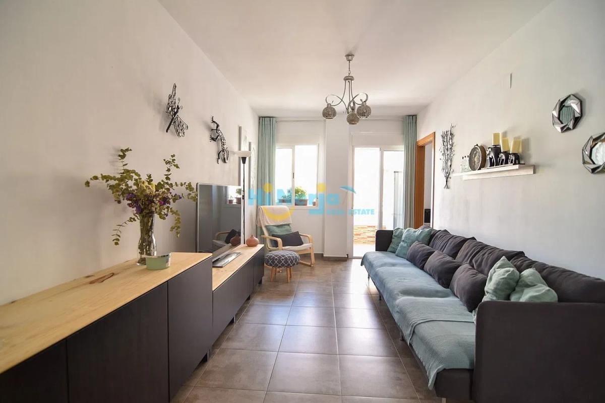 Sprzedaż mieszkania w Avda Pescia - Ctra de Frigiliana, Nerja
photo 2
