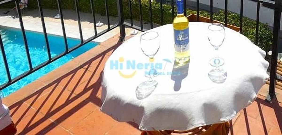 Venta de piso en Avda Pescia - Ctra de Frigiliana, Nerja
photo 1