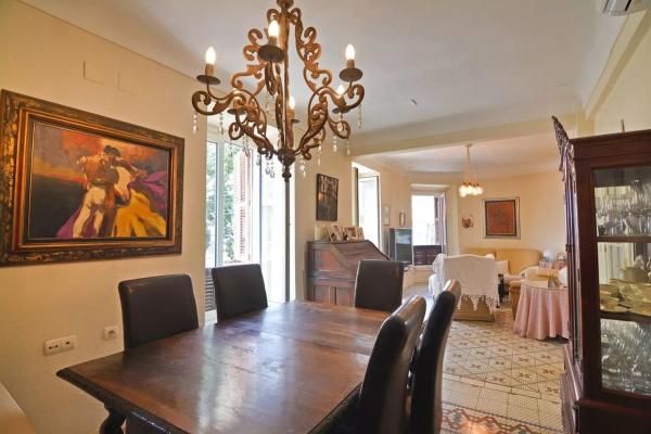 Apartment for sale in  Calle Madre de Dios, Málaga photo 4