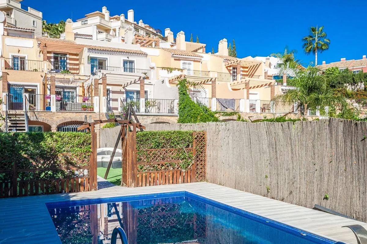 Venta de chalet independiente en Calle Agata, Mijas
photo 1