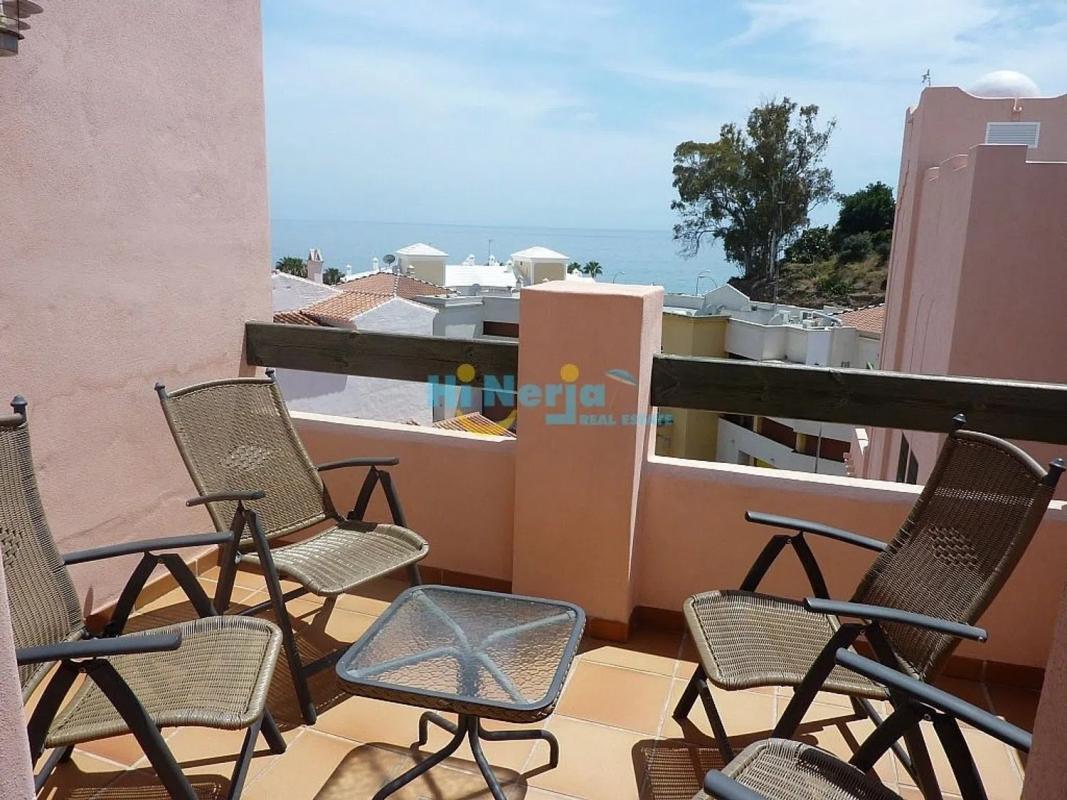 Sale of apartment in Avda Pescia - Ctra de Frigiliana, Nerja
photo 1