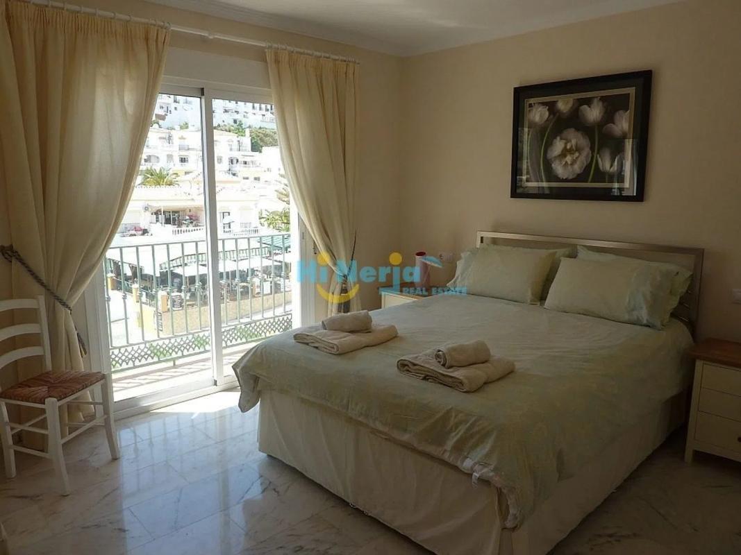 Sale of apartment in Avda Pescia - Ctra de Frigiliana, Nerja
photo 4