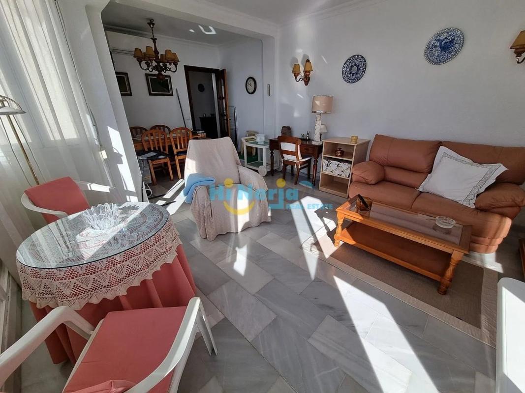Venta de piso en Avda Pescia - Ctra de Frigiliana, Nerja
photo 4