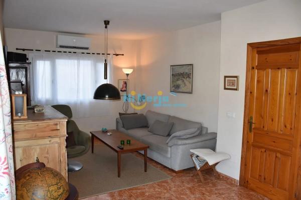 Duplex en venta en Avda Pescia - Ctra de Frigiliana, Nerja photo 4